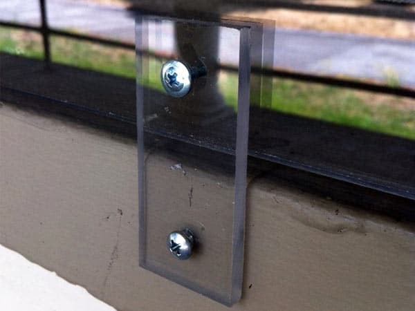 utilizziamo-il-cartongesso-e-il-plexiglass